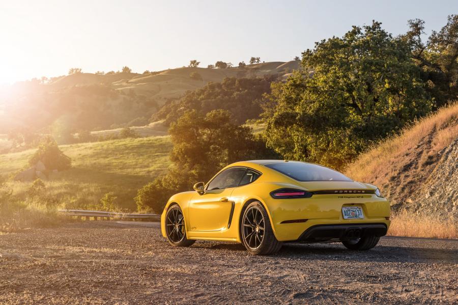  Porsche 718 Cayman GTS (982C) 2018 года  (NA) (фото 5 из 24)